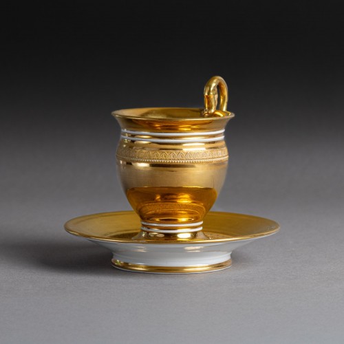 Céramiques, Porcelaines  - Tasse ovoïde et sa soucoupe - Darte Frères, vers 1820