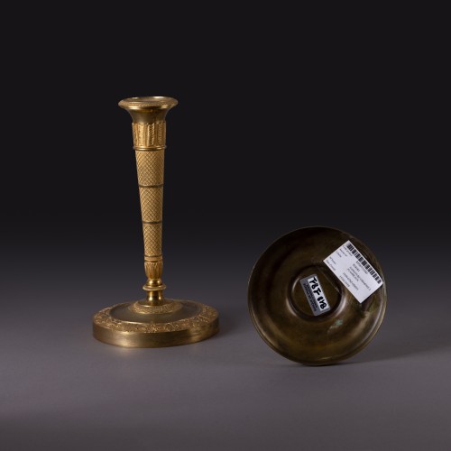 Pair of Consulate–Empire quiver-form candlesticks in bronze, Paris circa 1800 - Empire