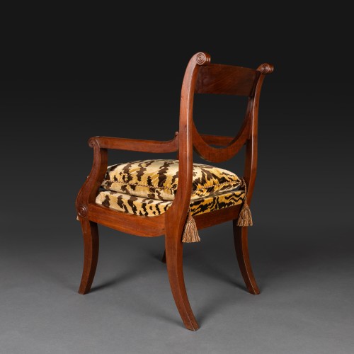 Antiquités - Jacob Desmalter - fauteuil de bureau à chassis en acajou et velours de soie - Empire,