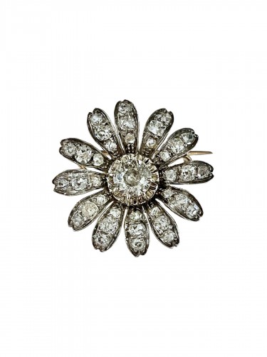 Flower Brooch Set With Old Cut Diamonds