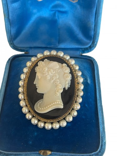 Antique onyx cameo in its box - Antique Jewellery Style Louis-Philippe