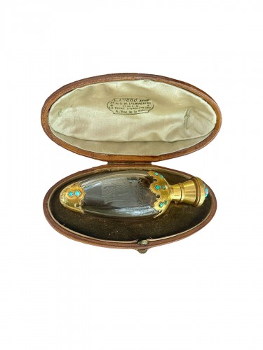 Aucoc - flacon à sels en cristal, or, turquoises et opale