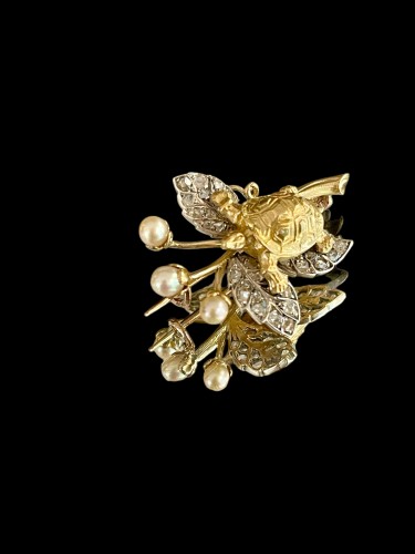 Broche "tortue" en en or jaune, argent et diamants - Bijouterie, Joaillerie Style Napoléon III