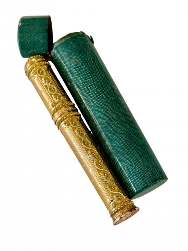 Etui à cire en or dans son écrin en galuchat - Objets de Vitrine Style Louis XVI