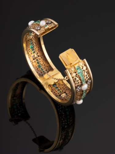 Bijouterie, Joaillerie Bracelet - Beaumont & Cie - Bracelet jonc orné d'émeraudes, diamants et perles fines