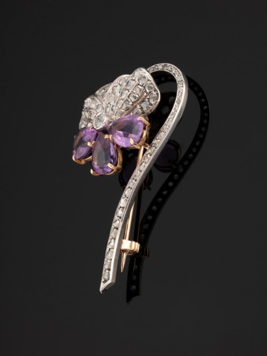 Pansy Brooch In Gold, Silver, Diamonds And Amethysts - Napoléon III