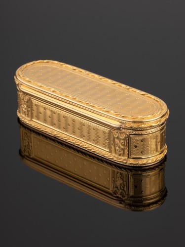 Objets de Vitrine  - Tabatière en or d'époque Louis XVI