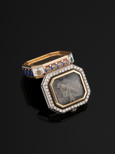 XIXe siècle - Boite en or, émail, cristal de roche et diamants