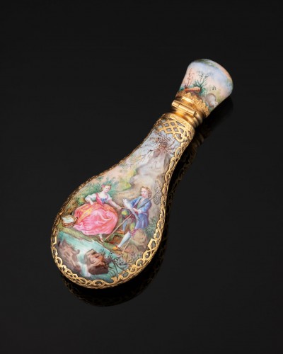 Objects of Vertu  - Large Napoleon III Gold And Enamel Salt Bottle