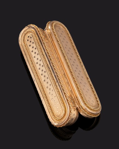 Objects of Vertu  - Charles Le Bastier - Oblong Snuffbox In Colored Gold 