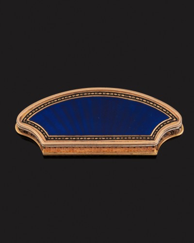 Objets de Vitrine  - Vinaigrette en or et émail par Moulinié et Bautte