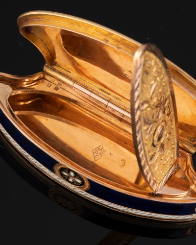 Vinaigrette en or et émail par Moulinié et Bautte - Empire