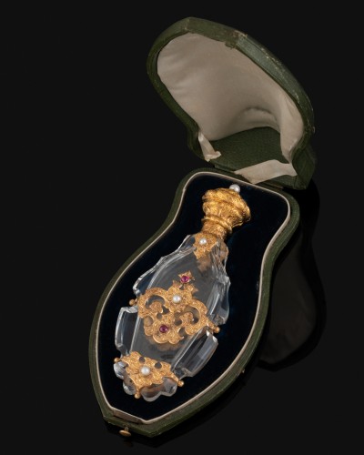 Mellerio Dits Meller: Salt Bottle In Crystal, Gold, Rubies And  Natural Pea - Napoléon III
