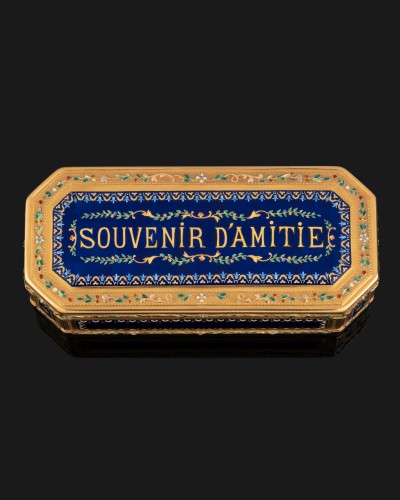 Tabatière en or et émail de la fin du XVIIIe siècle - Objets de Vitrine Style Directoire