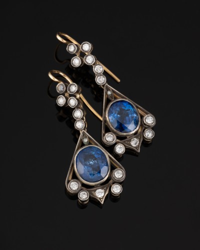 Antique Jewellery  - Pair Of Earrings In Gold, Silver, Sapphires And Diamonds 