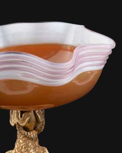 Coupe aux dauphins en opaline jaune miel et améthyste - SeblAntic