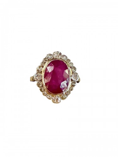 Gold Ring Set With A Natural Burmese Ruby circa 1930