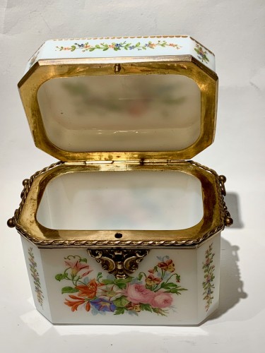 Verrerie, Cristallerie  - Coffret en opaline par Jean François Robert- Baccarat