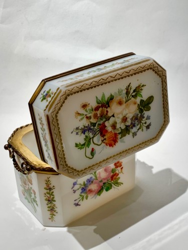 XIXe siècle - Coffret en opaline par Jean François Robert- Baccarat