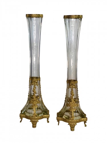 Baccarat - Paire de grands soliflores en cristal et bronze doré