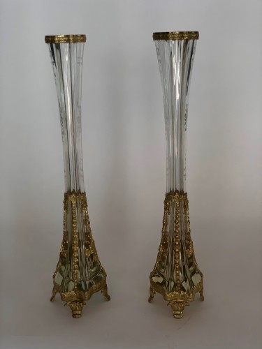 Baccarat - Paire de grands soliflores en cristal et bronze doré - Verrerie, Cristallerie Style 