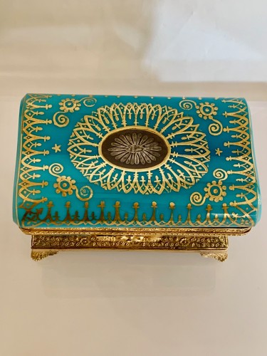 Coffret "sarcophage" en opaline turquoise - Verrerie, Cristallerie Style Restauration - Charles X