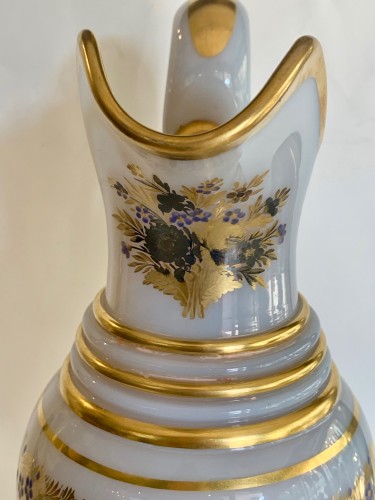 Aiguière en Opaline "bulle de savon" décor par Desvignes - Verrerie, Cristallerie Style Restauration - Charles X