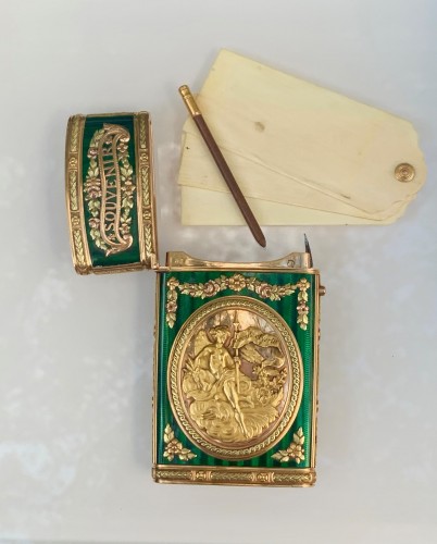 Carnet de Bal en or et émail d'époque Louis XVI - Objets de Vitrine Style Louis XVI