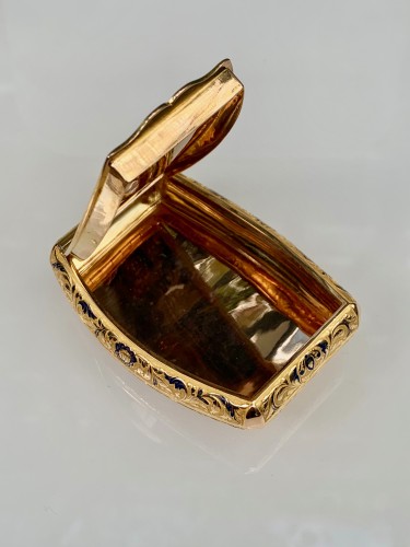 Gold pocket snuffbox - 