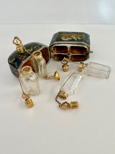 Objects of Vertu  - Perfume nécessaire Paris 1750 cristal gold