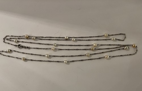 Important sautoir en platine et perles fines - Bijouterie, Joaillerie Style Art nouveau