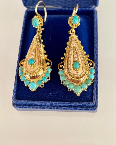 Bijouterie, Joaillerie Boucles d'oreilles - Pendants d' oreilles en or, turquoises et perles fines vers 1840