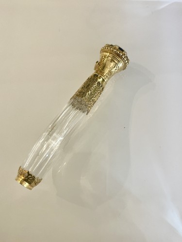 Flacon à sels en cristal, or, lapis lazuli et perles fines - Objets de Vitrine Style Napoléon III