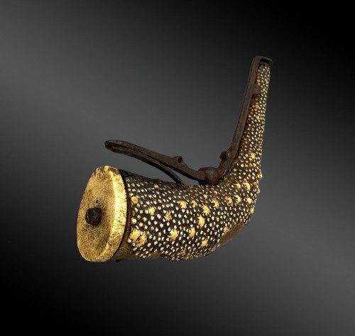Collections Armes & Souvenirs Historiques - Poire à Poudre - Perse XVIIIe siècle