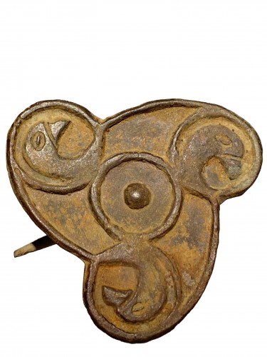 Ancient Art  - Anglo-Saxon Brooch with Eagle’s Head, Britain 6th century