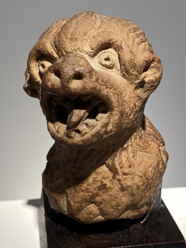 Middle age - Demon dog (France, 13th)