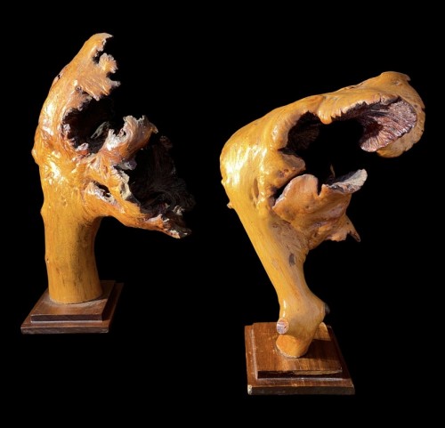 Deux formations en bois de loupe - Seghers & Pang Fine Arts