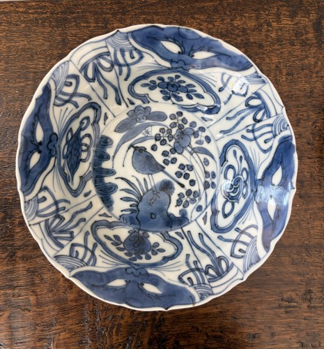 Antiquités - Eight Chinese Blue and White 'Kraak' Bowls (China, Ming 17th cent)