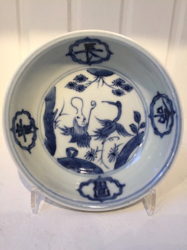 Asian Works of Art  - Ming bowl with Daoist Immortal (Jiajing 1521-1567)