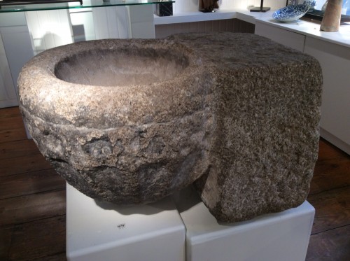 Unusually Large Holy-Water Font (15th century) - Middle age