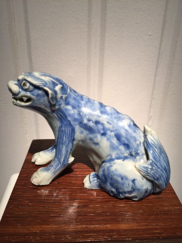 Meiji Blue and White Ceramic Dog (Japan, 19th cent) - 