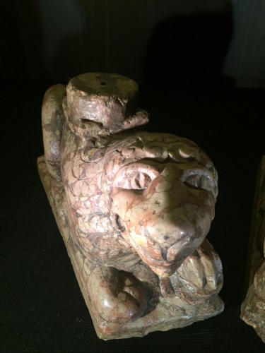 Antiquités - Two Stylophore Lions, Italy circa 1400