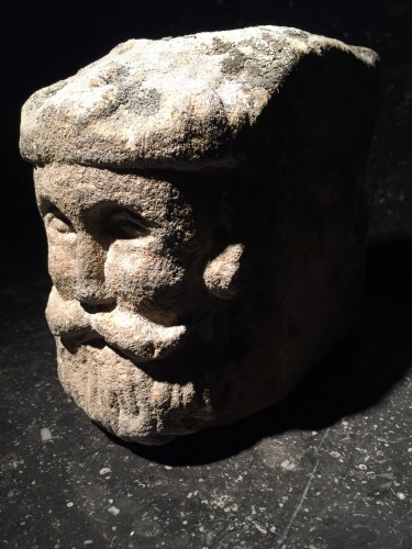 Head of a King, United Kingdom 16th century - Sculpture Style Middle age