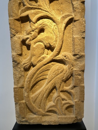 Antiquités - Stèle avec Griphon et Oiseau (Italie, XIIIe)