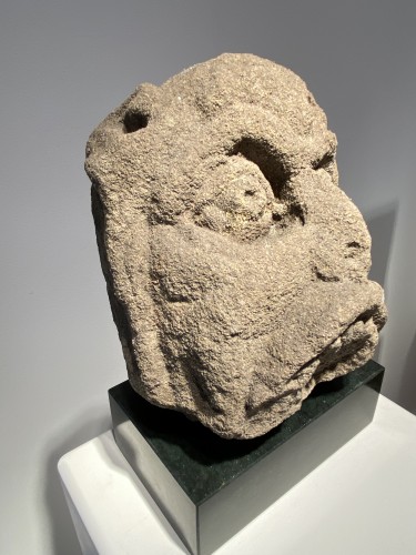 Sculpture  - Head of a Grotesque (England, 13th century)