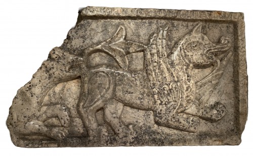 Grand relief de griffon, Italie XIIe siècle