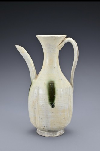  - Green-splashed pottery ewer - China, Liao dynasty (907-1125)