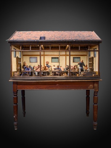 Scaled model of Chinese workshop with 17 polychromed terracotta  figures. - 