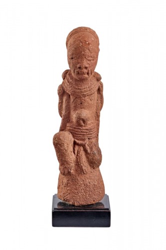 Standing 2000 year old Terracotta Figure,Nok Culture,Nigeria.Ciram cert