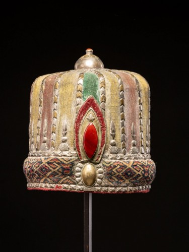 Coiffe ronde pour un noble, Turkménistan - Spectandum